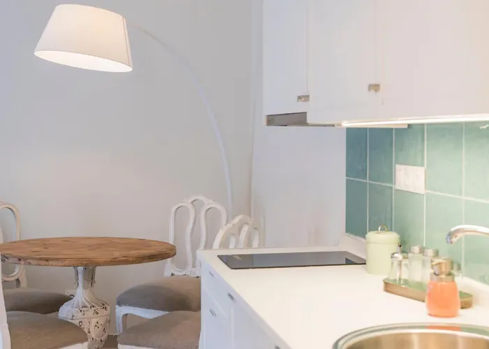 公寓 Florinda De La Cava - 6 *