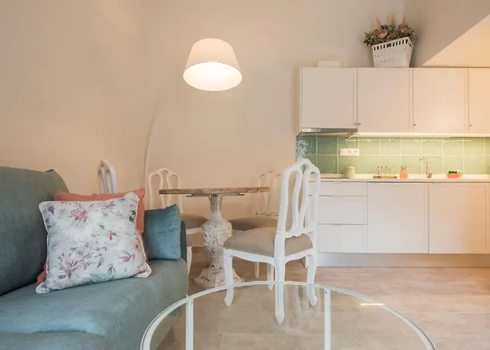 公寓 Florinda De La Cava - 6 *